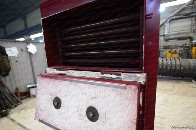 Угольный котел 200 кВт - люк для очистки конвективной части